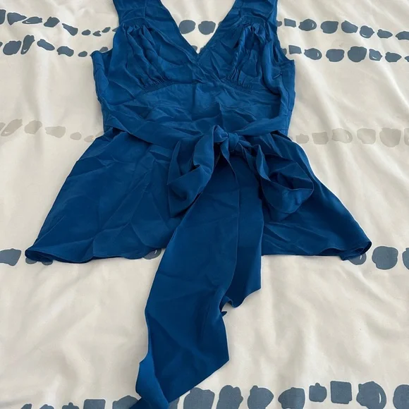 Elegant Blue Balenciaga Silk Cami With Front Tie - Picture 1 of 4